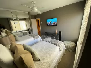 Photo #6: OC23195529 Listing