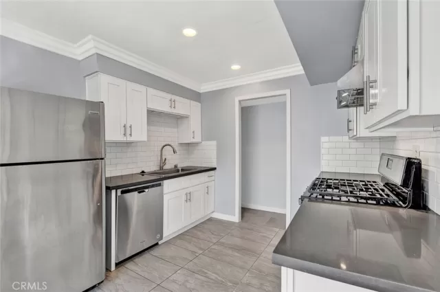 MLS: OC23196132 Condo For Sale