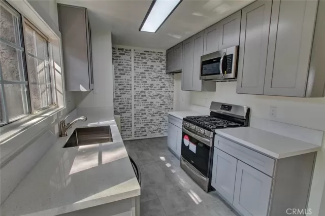 MLS: OC23196242 Condo For Sale