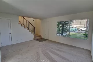 Photo #3: OC23196242 Listing 