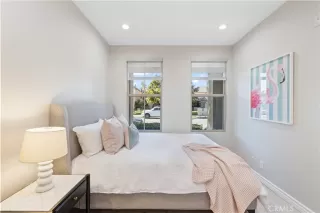 Photo #2: OC23196382 Listing 