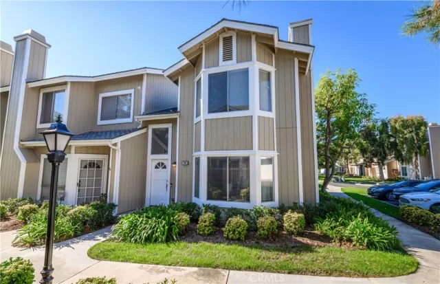 MLS: OC23196537 Condo For Sale