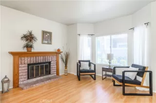 Photo #5: OC23196537 Listing 