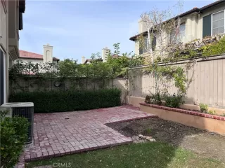 Photo #2: OC23196543 Listing 