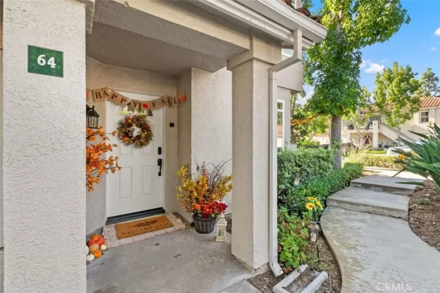 MLS: OC23196619 Condo For Sale