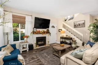 Photo #4: OC23196619 Listing