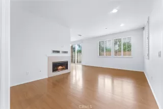 Photo #4: OC23196686 Listing 