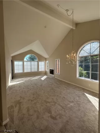 Photo #4: OC23196753 Listing 