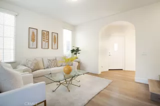 Photo #3: OC23196974 Listing 