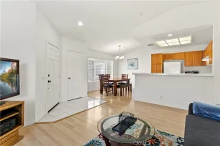 Photo #6: OC23197016 Listing 