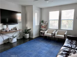 Photo #4: OC23197026 Listing 