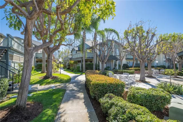 MLS: OC23197375 Condo For Sale