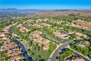 Photo #2: OC23197475 Listing 