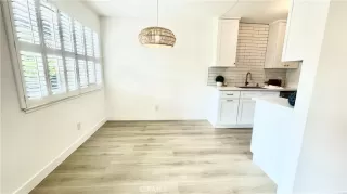 Photo #4: OC23197491 Listing