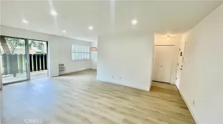 Photo #5: OC23197491 Listing