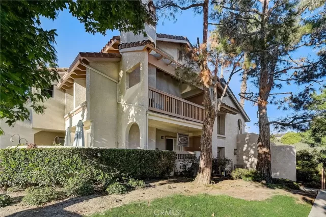 MLS: OC23197528 Condo For Sale