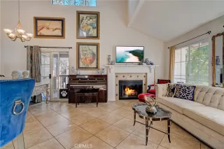 Photo #2: OC23197528 Listing 