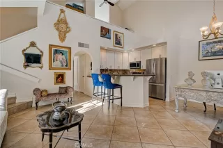 Photo #5: OC23197528 Listing 