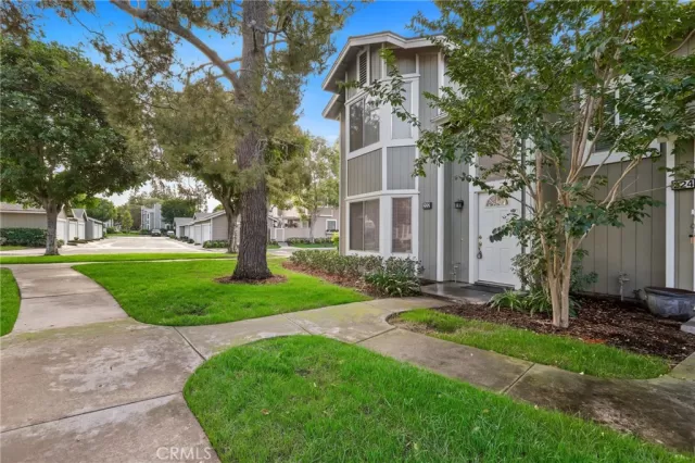 MLS: OC23197567 Condo For Sale