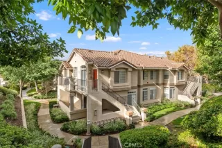 Photo #2: OC23198154 Listing 