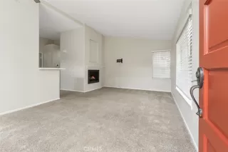 Photo #4: OC23198154 Listing 