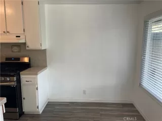 Photo #5: OC23198475 Listing