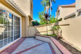 Photo #6: OC23198577 Listing 