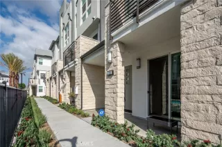 Photo #1: OC23198690 Listing 