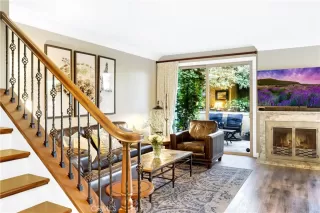 Photo #6: OC23198742 Listing 