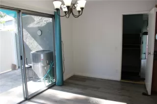 Photo #5: OC23198899 Listing