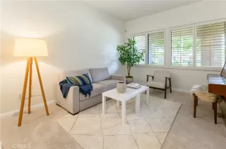 Photo #6: OC23198936 Listing 