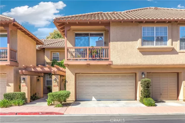 MLS: OC23199957 Condo For Sale