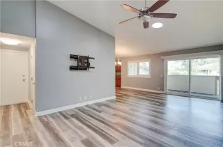 Photo #2: OC23200016 Listing