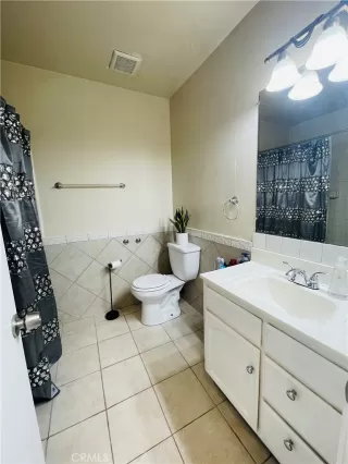 Photo #6: OC23200018 Listing 