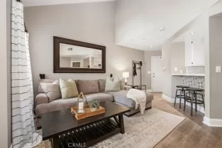 Photo #5: OC23200179 Listing