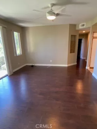 Photo #2: OC23200292 Listing 