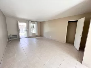 Photo #1: OC23200308 Listing 