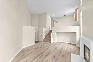 Photo #3: OC23200426 Listing 