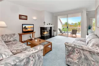 Photo #5: OC23201169 Listing