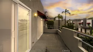 Photo #1: OC23201422 Listing 