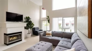 Photo #3: OC23201422 Listing 