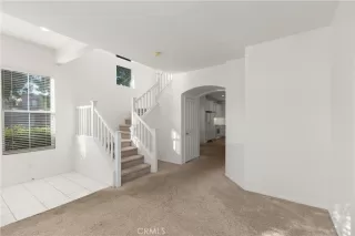 Photo #4: OC23201540 Listing