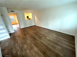 Photo #2: OC23201578 Listing 