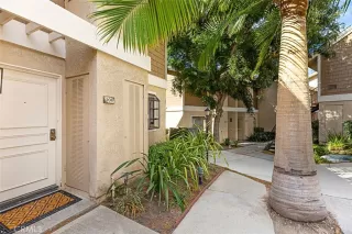 Photo #1: OC23201607 Listing 