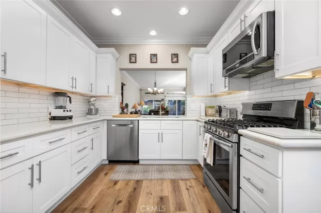 MLS: OC23201785 Condo For Sale