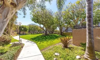 Photo #1: OC23201817 Listing 