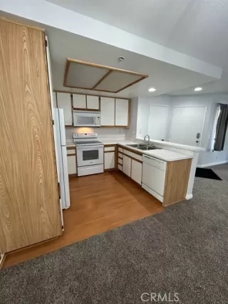 Photo #2: OC23201850 Listing 