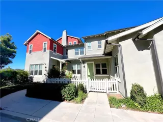 Photo #4: OC23201888 Listing