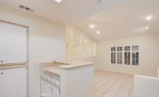 Photo #6: OC23201940 Listing 