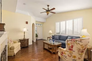 Photo #4: OC23202012 Listing 